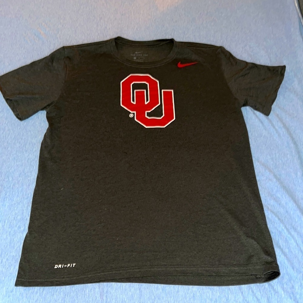 OU Nike Dri-fit!! Mens medium